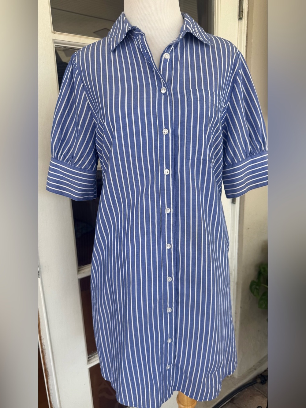 Old Navy Blue and White Stripe Button-Down Shirt dress in small petite EUC